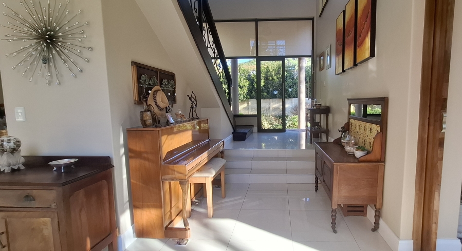 4 Bedroom Property for Sale in Gonubie Eastern Cape